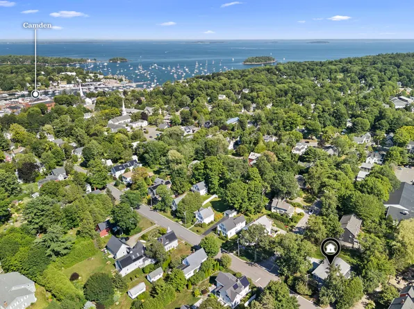 32 Pearl Street, Camden, ME 04843