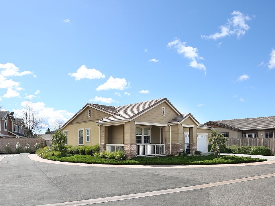 1st image of 420 Parkland Ct