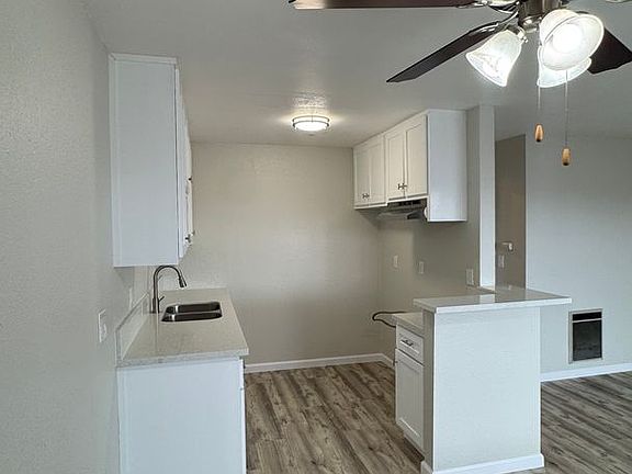 5th image of 2741 E Wall St APT 4