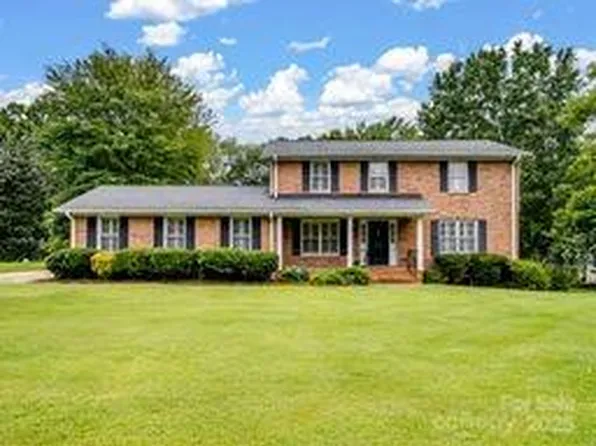 919 Hillcroft Pl, Rock Hill, SC 29732