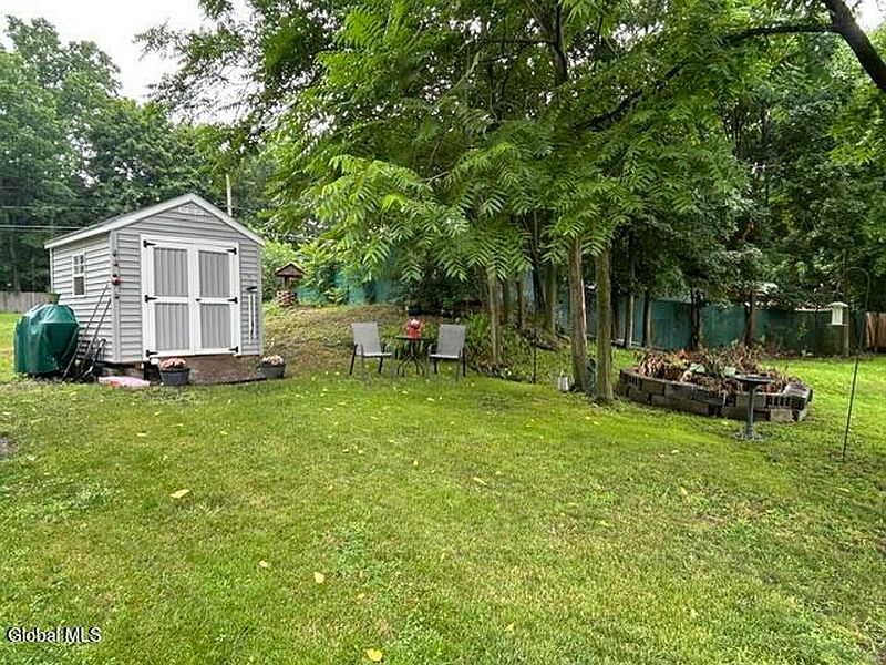 2nd image of 318 Richfield Street