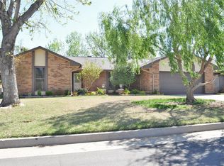 11612 Rocky Way, Oklahoma City, OK 73162
