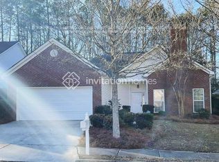 7 Harpers Farm Dr, Newnan, GA
