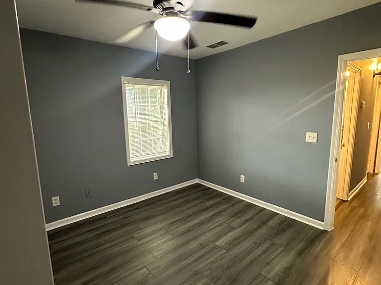 567 N Marietta Pkwy NE — Photo 25