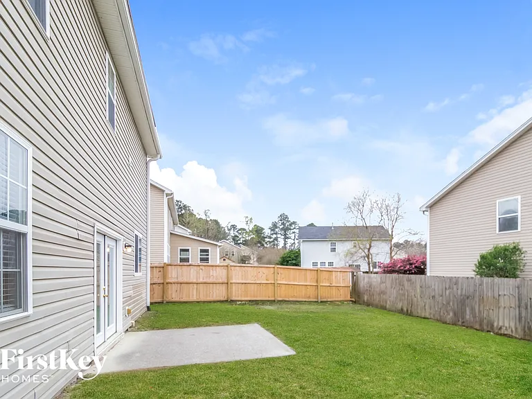 205 Commencement Blvd — Photo 14