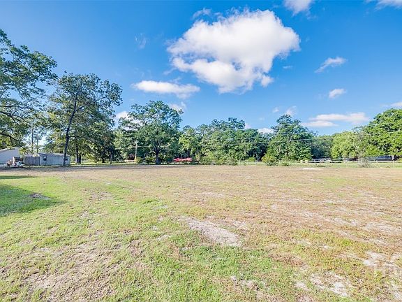 2nd image of 2923 Sandhill Road