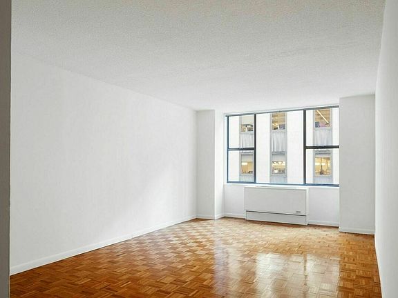 3rd image of 211 W 56th St APT 36G