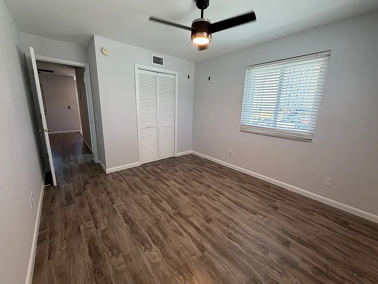 1st bedroom: view of closet