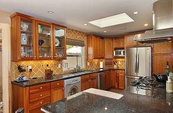 1st image of 887 Amiford Dr