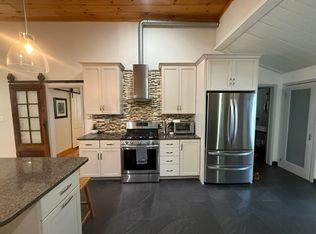 50 Walnut St, Harveys Lake, PA 18618