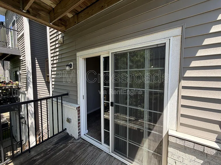Jefferson Pointe — Photo 25