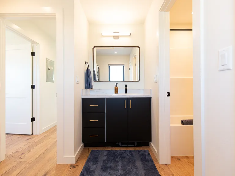 922 Windrow Dr #924 — Photo 12
