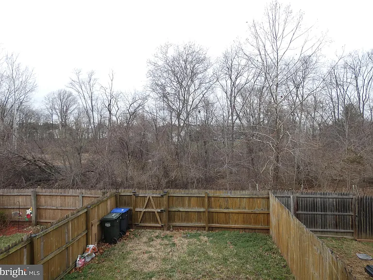 4128 Hamlin Ct — Photo 77