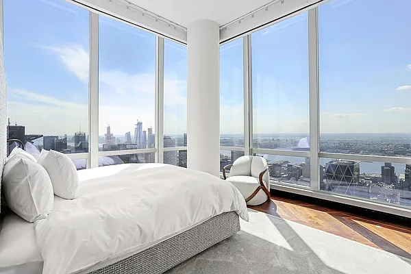 Sold by Compass | media 10