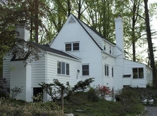 6624 River Rd, Bethesda, MD 20817