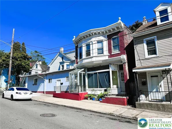 37 S 7th St, Easton, PA 18042