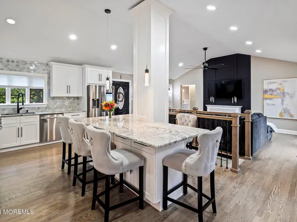 26 Bedle Road, Hazlet, NJ 07730