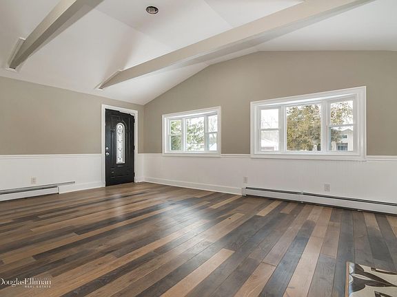 4th image of 90 Ferndale Ave