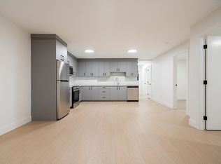 5181 Booth Ave #BASEMENT, Burnaby, BC V5G3K1
