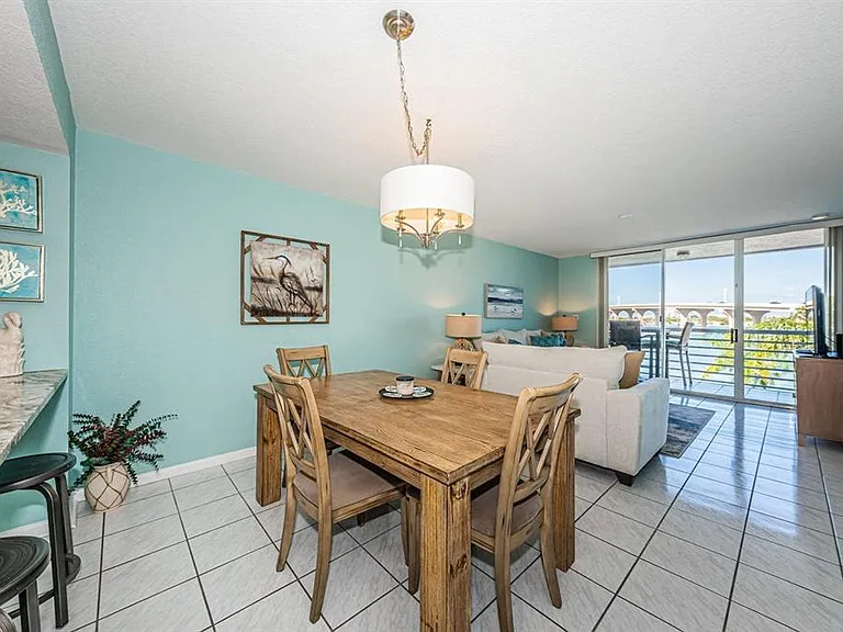 5901 Bahia Del Mar Cir #422 — Photo 6
