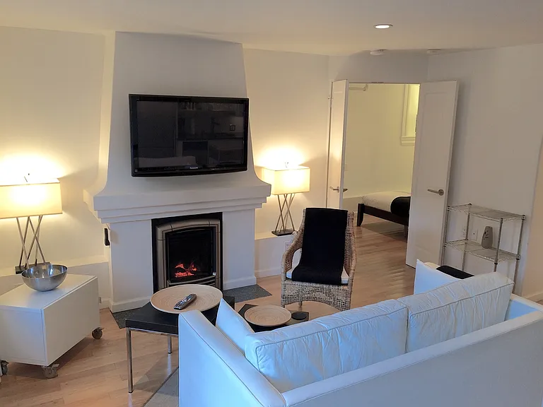 820 Ashbury St #1 — Photo 4