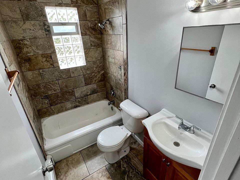 1st image of 3909 Boudinot Ave #1