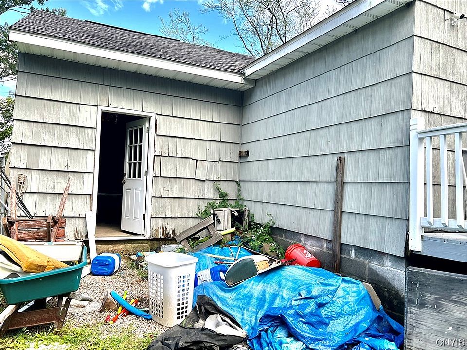 8587 Caughdenoy Rd, Clay, NY 13041 Zillow