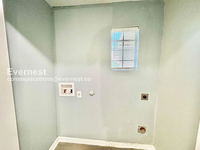 328 Ezekial Ave — Photo 19