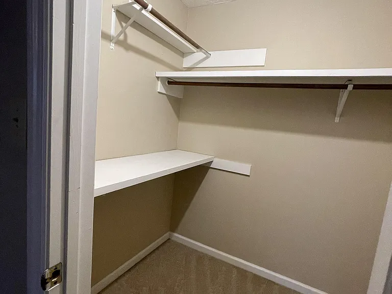 212 Sprucepine Dr — Photo 24