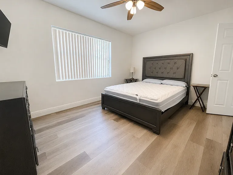 810 Bay Vista Blvd S — Photo 10