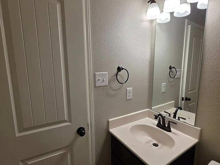 3103 Goblin Dr — Photo 18