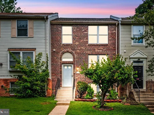 104 Ridgecrest Ct, Stafford, VA 22554