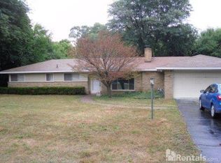 2735 Colonial Way, Bloomfield Hills, MI 48304