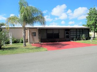 28 Lake Griffin Dr, Fruitland Park, FL 34731