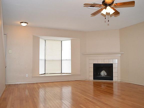 4th image of 2203 Place Rebecca Ln #C7