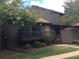 84 Westgate Dr, Edison, NJ