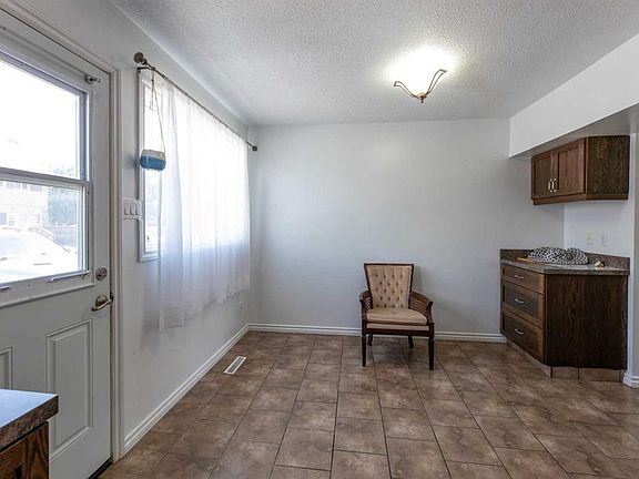 4th image of 126 E Hardisty Ave #25