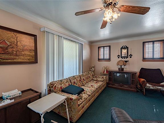 4th image of 8416 Jeffries Ave
