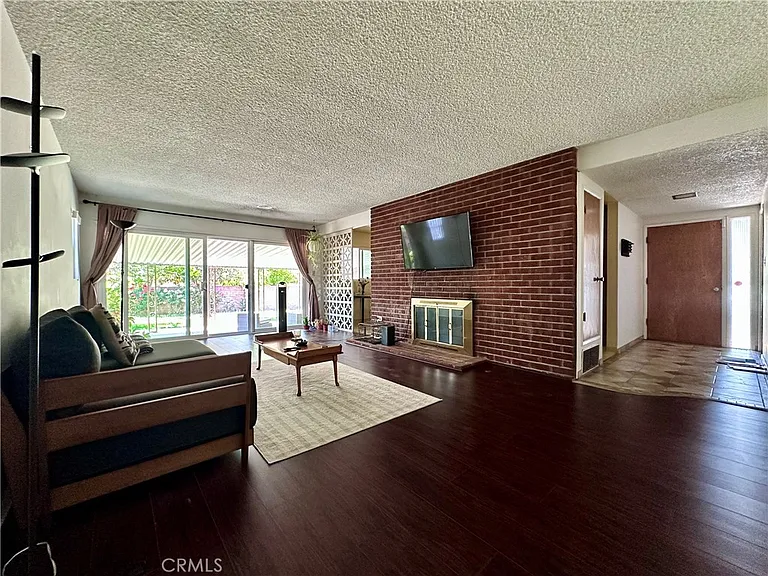 16404 Mayall St — Photo 16