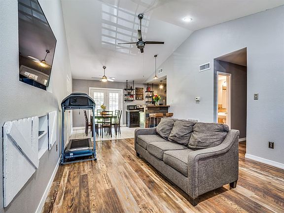 5th image of 4204 Bellglen Ct