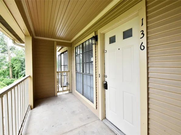 1311 Antoine Dr APT 136, Houston, TX 77055