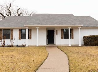 949 Cherokee Trl, Plano, TX 75023