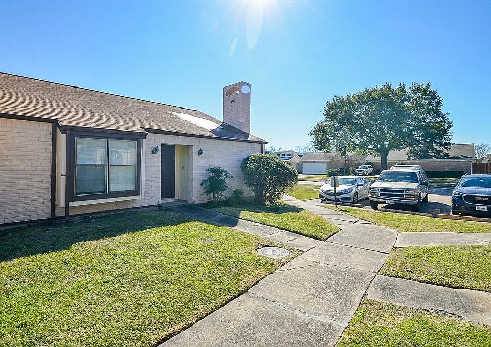 1st image of 10770 Bexley Dr