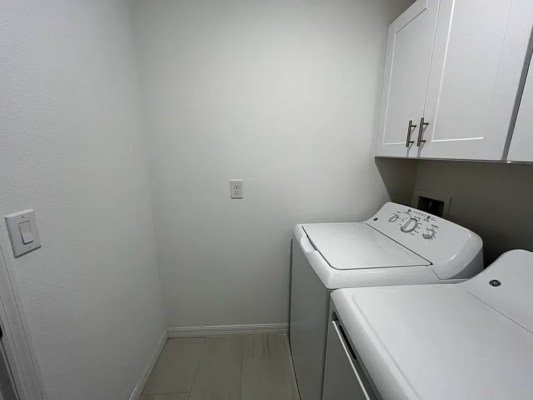 11707 Radiant Shore Loop — Photo 35