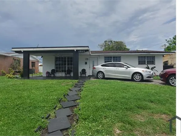 2825 SW 4th Ct, Fort Lauderdale, FL 33312
