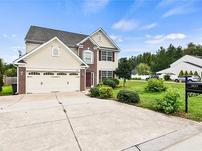 2611 Leighswood Dr — Photo 20
