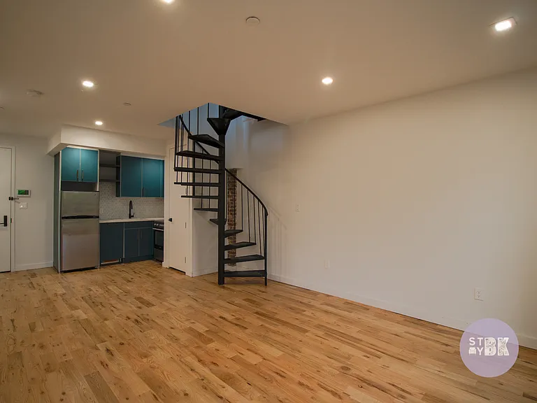 89 Moffat St #4B — Photo 5