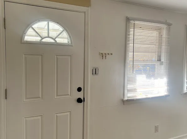 1258 Shadycrest Dr, Pittsburgh, PA 15216