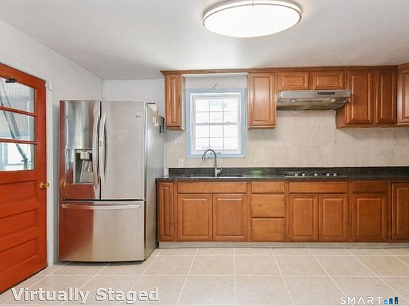 3rd image of 977 Torringford East Street