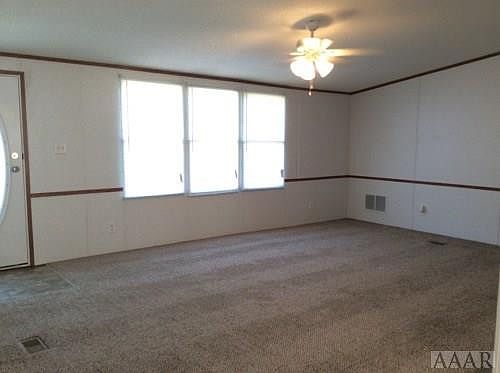 3rd image of 751 Meadow Road